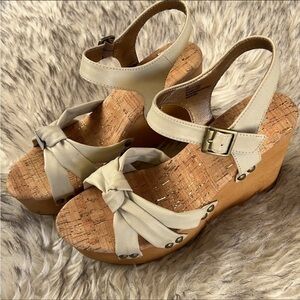 Korks platform wedge